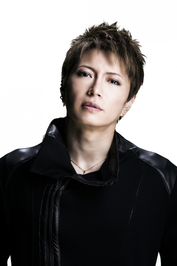 オフィシャルウェブサイト：　https：／／www.gackt.com／